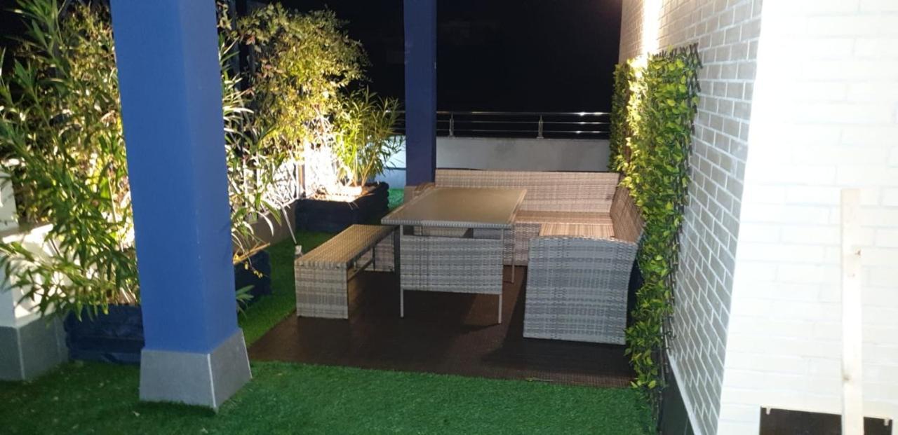 Atico 90M De Terraza, Jacuzzi Privado Y Cargador De Coche Electrico En Cabria, อัลมูเญการ์ ภายนอก รูปภาพ